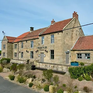  Hotel The Jack And Jill Coaching United Kingdom